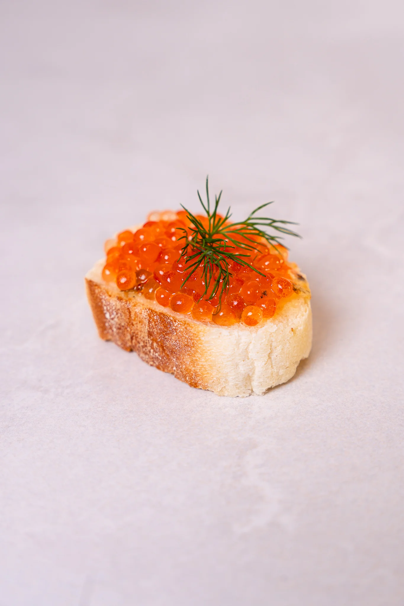 Брускета с хайвер