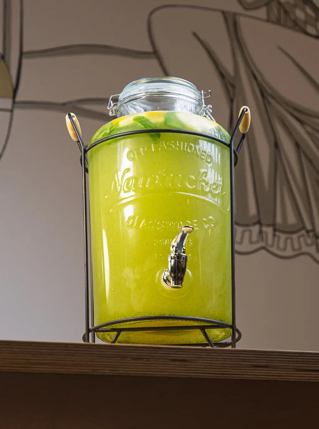 Лимонада - идеална добавка в летните горещини, за разхлаждане и запомнящ се вкус.